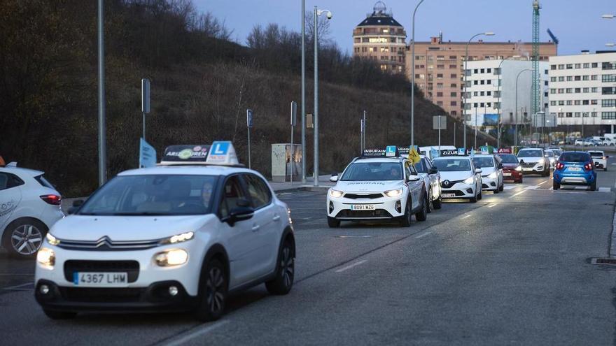 Navarra, al límite para sacarse el carné de conducir: oficinas al 9 % y son ya casi 10.000 los exámenes pendientes