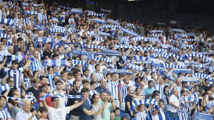 Casi 1.800 aficionados de la Real Sociedad se apuntan para viajar a Oviedo