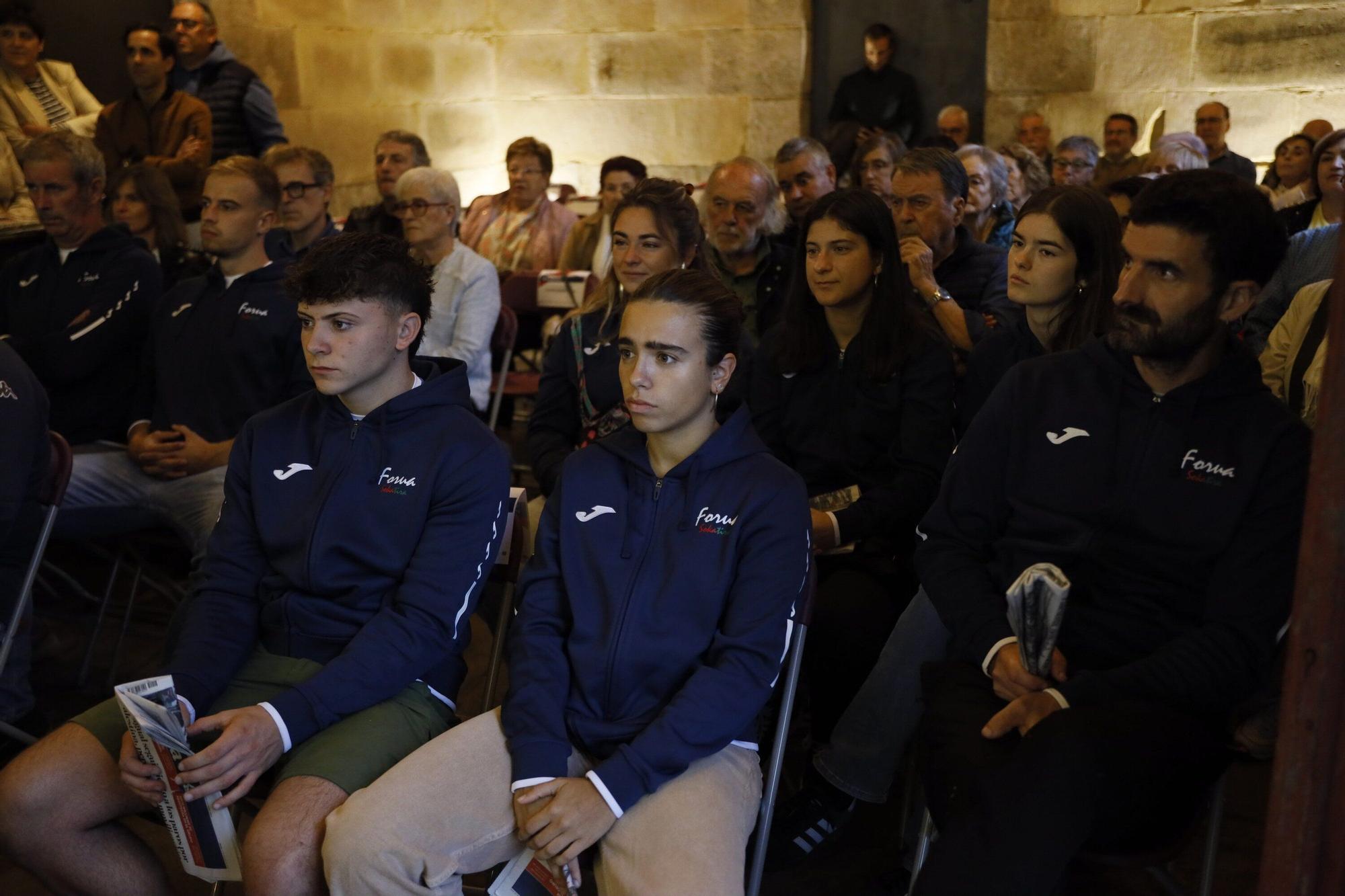 La gala DEIA Laboral Kutxa Hemendik Sariak Kostaldea, en imágenes
