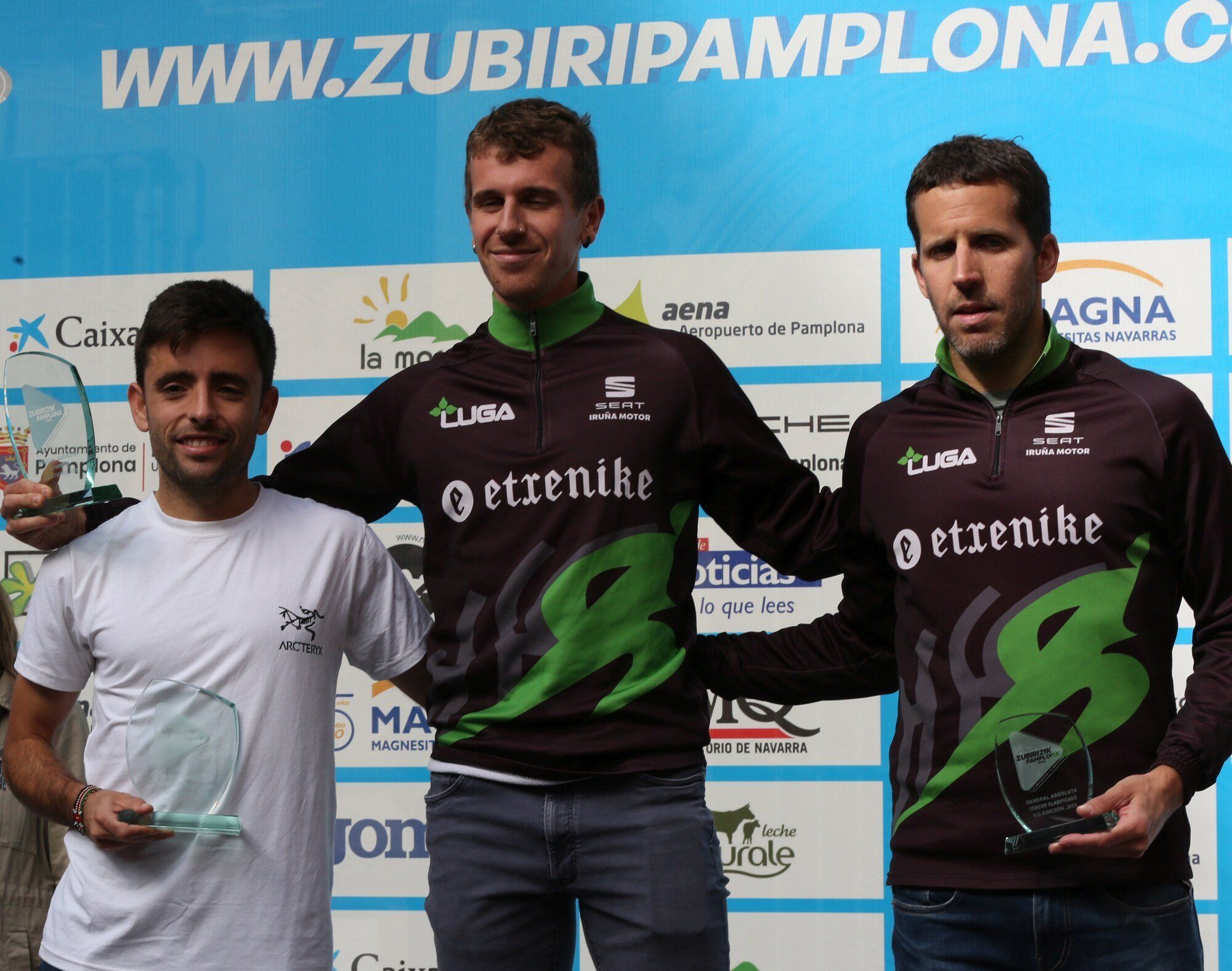 Mejores imágenes del podio de la Zubiri-Pamplona