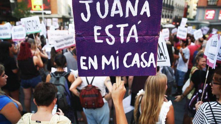 Concentración de apoyo a Juan Rivas en Madrid.