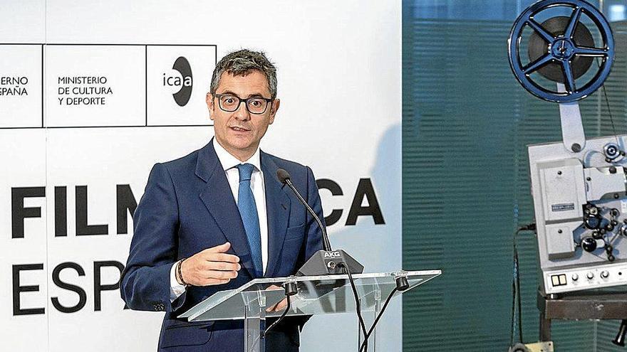 Moncloa defiende que cumplió la ley “a rajatabla” al conceder los indultos