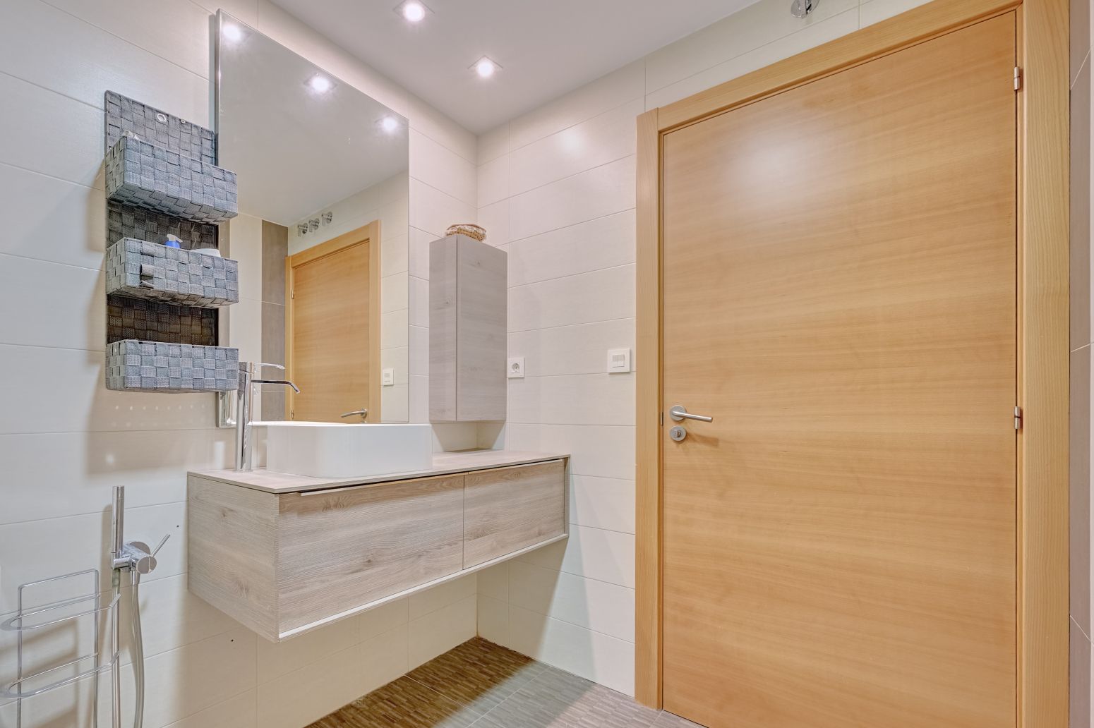 Ripagaina se supera: sale a la venta un espectacular ático-dúplex con terraza de 45 m² a un paso del centro de Pamplona