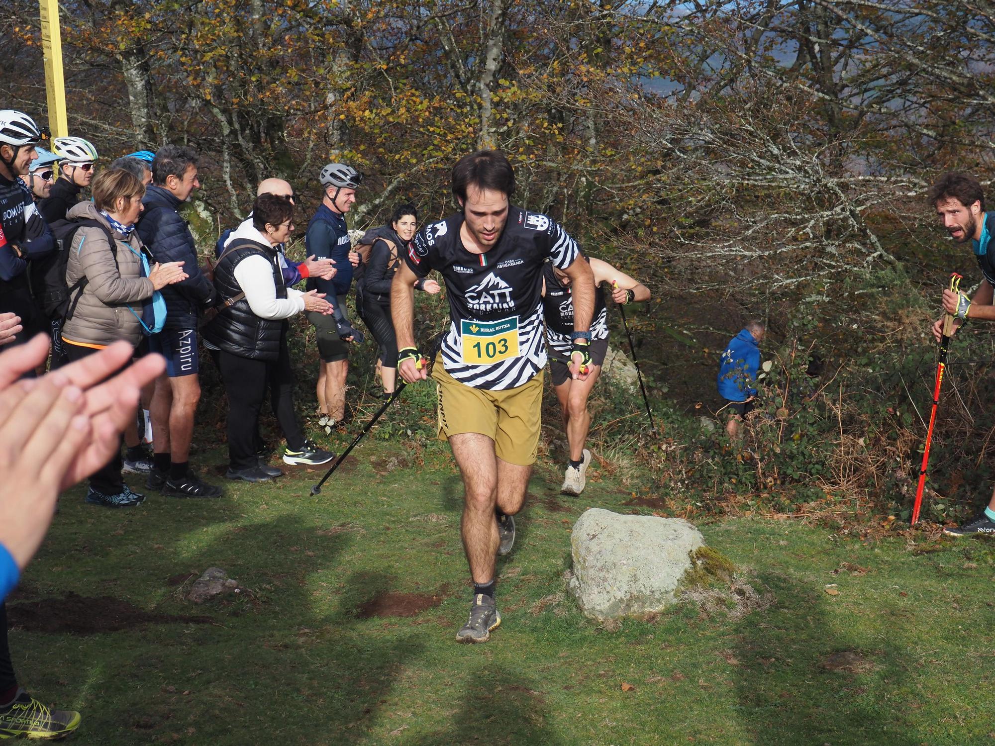 La llegada de los corredores a Karakate, en imágenes
