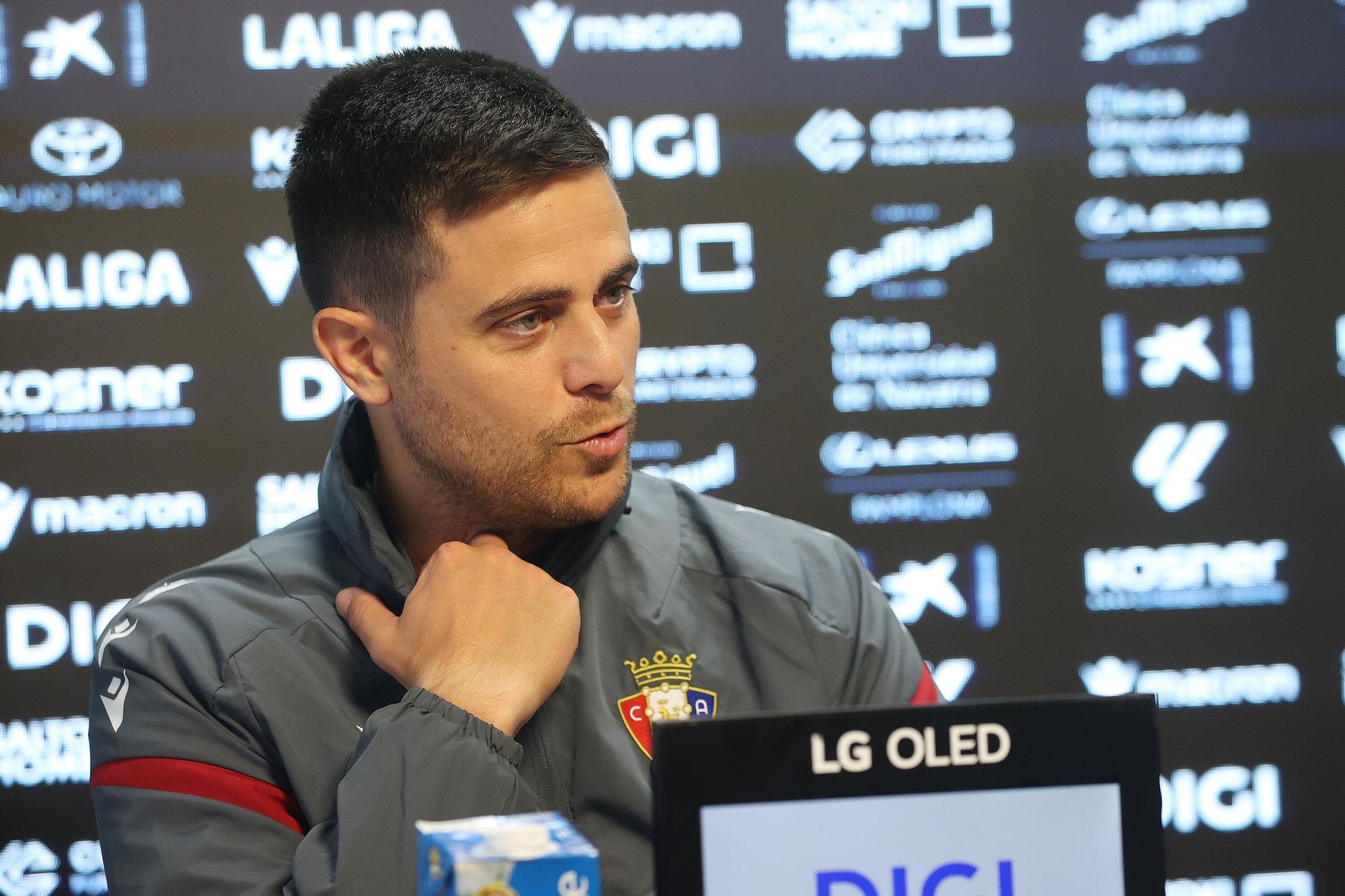 Fotos del entrenamiento de Osasuna y de la rueda de prensa de Lisci de este viernes 28 de noviembre