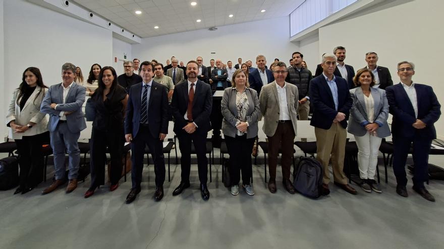 El sector aeroespacial genera ya 750 empleos en Navarra, con la mirada puesta en el futuro