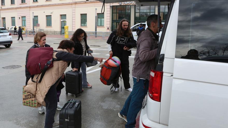 Un ‘BlaBlaCar’ improvisado hasta Madrid tras la cancelación del tren de Pamplona