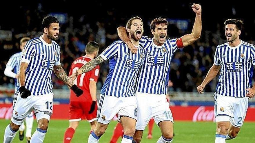 Devolver a Kevin al lateral o mantener a Iñigo, la duda para jugar mañana en Butarque