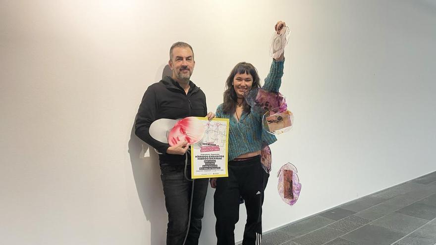 Una nueva exposición se construye a la vista del público en Hibridalab