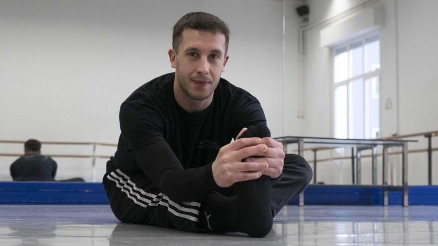 “A cualquier chico que le guste bailar, le animo a hacerlo porque merece la pena totalmente”