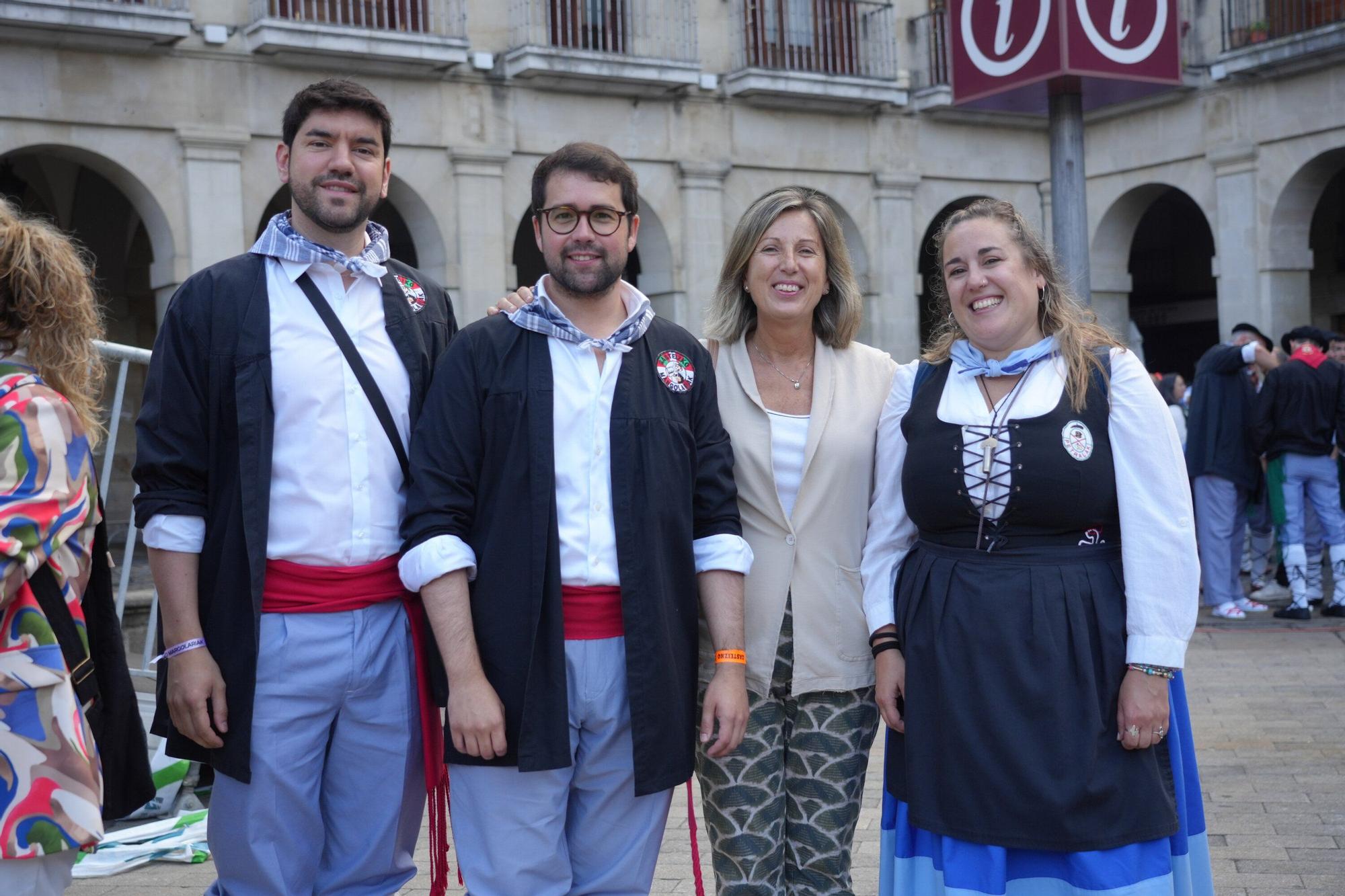 En imágenes: Las dianas llaman a la fiesta en el día de Santiago