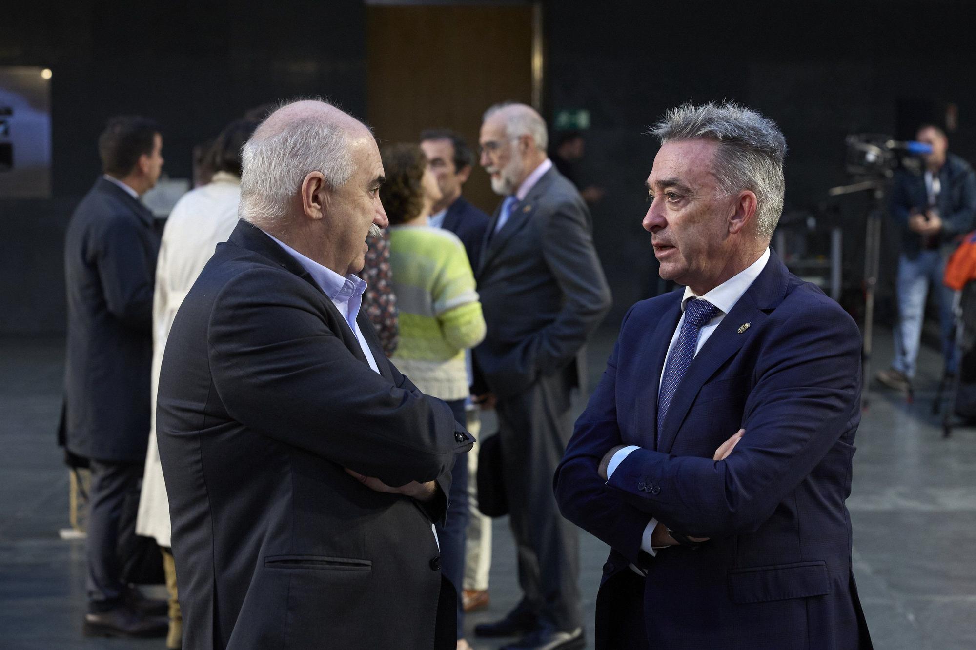 Fotos del pleno del Parlamento de Navarra (jueves 23 de octubre de 2025)