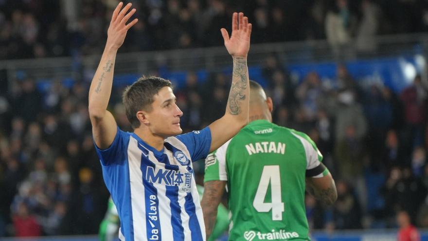 Tenaglia, principal ausencia en el once del Alavés