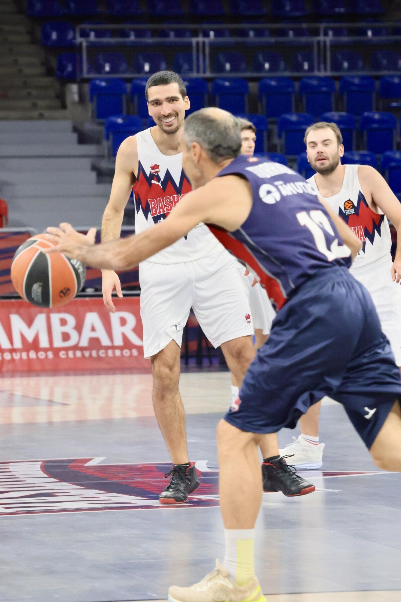 En imágenes: Sueño cumplido para 30 aficionados del Baskonia