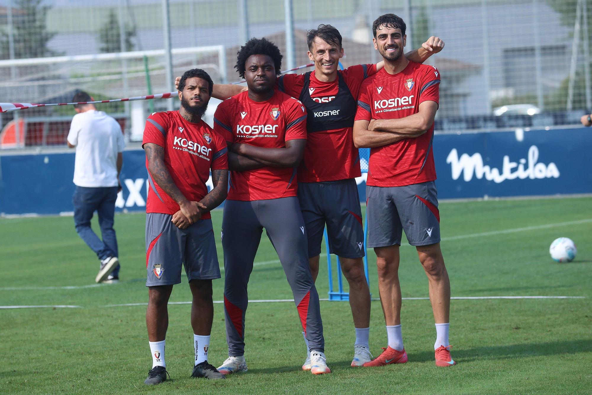 Fotos del entrenamiento de Osasuna del domingo 17 de agosto
