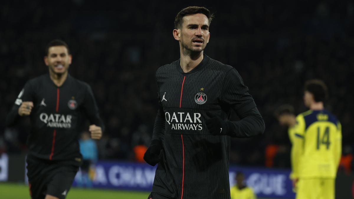 Fabián Ruiz celebra su gol