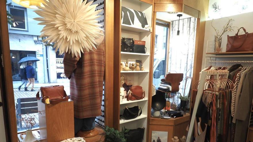 Eibar Centro Comercial Abierto (ECCA) pone en marcha una nueva campaña de promoción de la tarjeta &quot;Oparitu Eibar&quot;