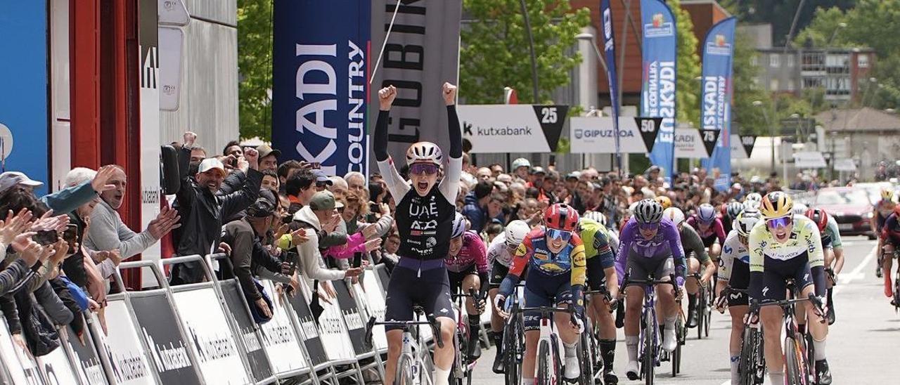 En imágenes: la Itzulia Women 2026, en Bizkaia