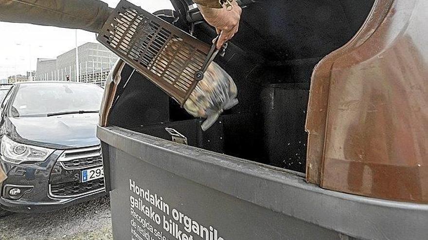 Los hogares que reciclan materia orgánica reciben su bonificación