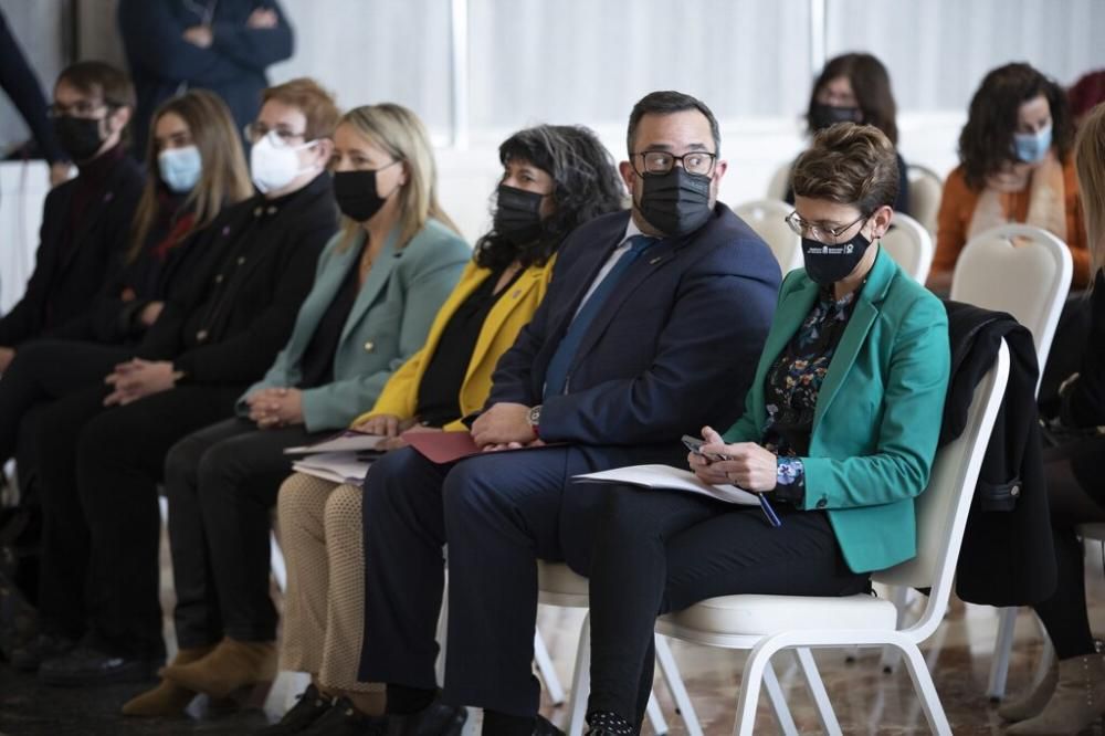 La presidenta de Navarra, María Chivite, clausura