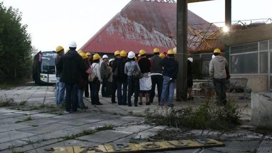 El parque de atracciones de Artxanda lleva cerrado desde 1990.