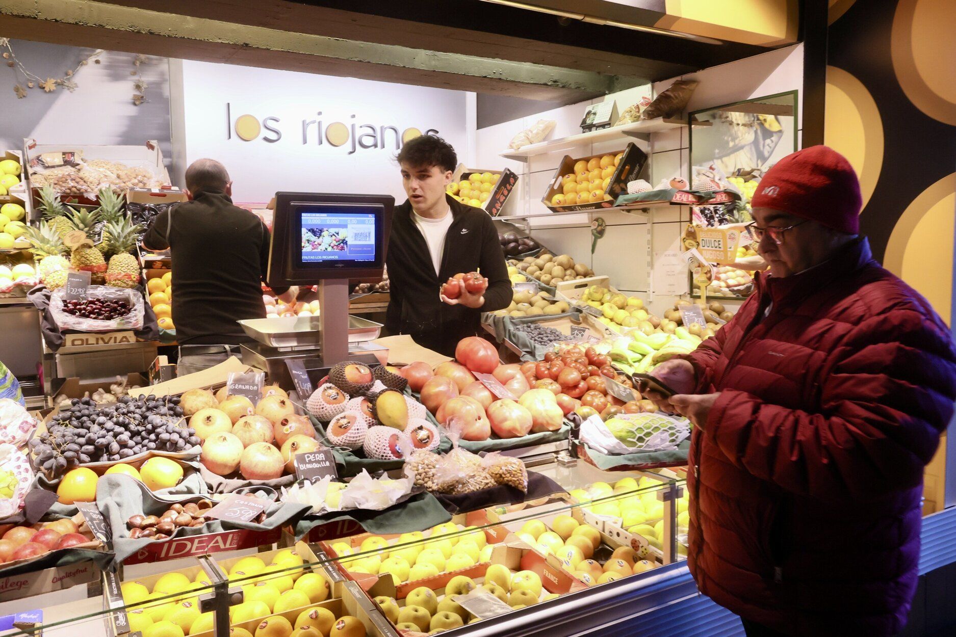 En imágenes: La despensa de Vitoria del Mercado de Abastos cumple 50 años