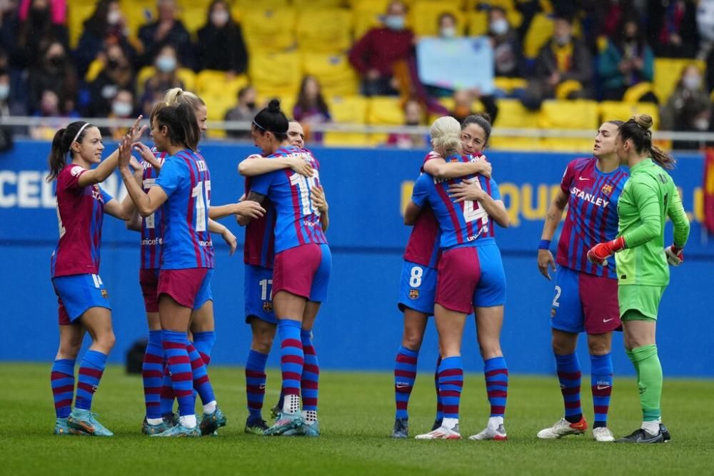 El Barça, campeón de Liga tras arrollar al Madrid