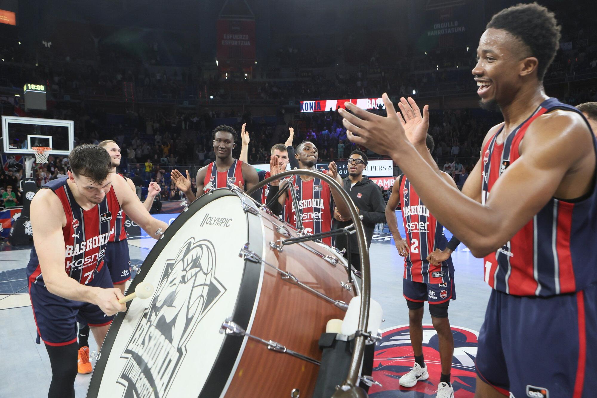 Todas las imágenes del Baskonia - La Laguna Tenerife (89-79)