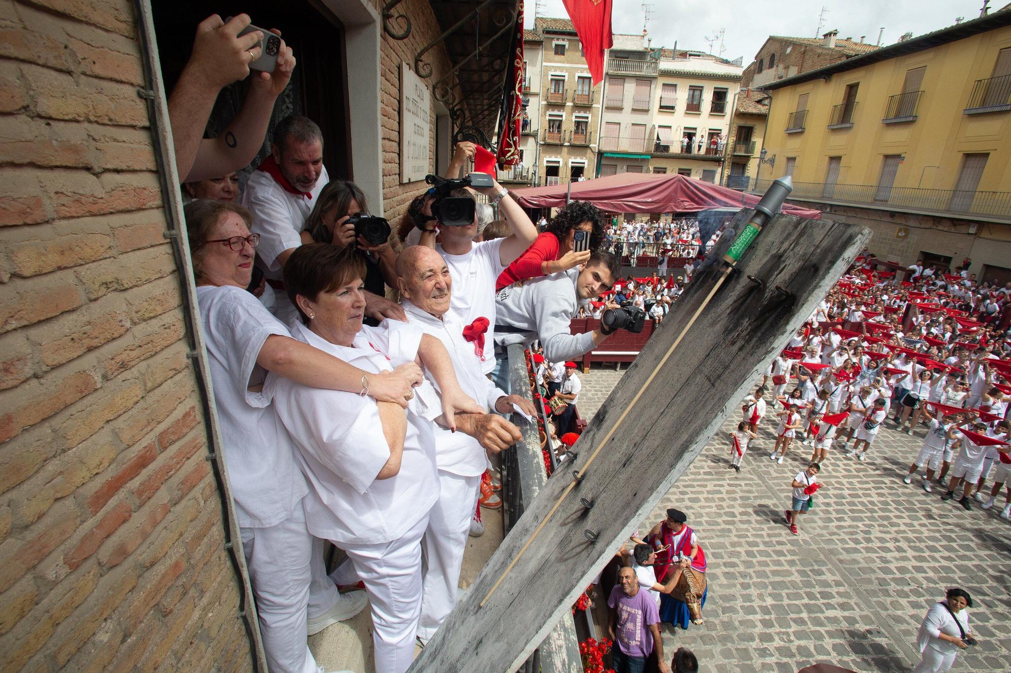 Chupinazo de las fiestas de Puente La Reina / Gares 2025