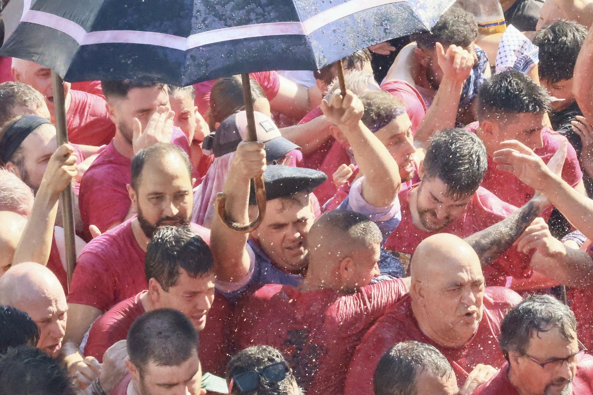 En imágenes: Así ha sido la bajada de Celedón en 2025