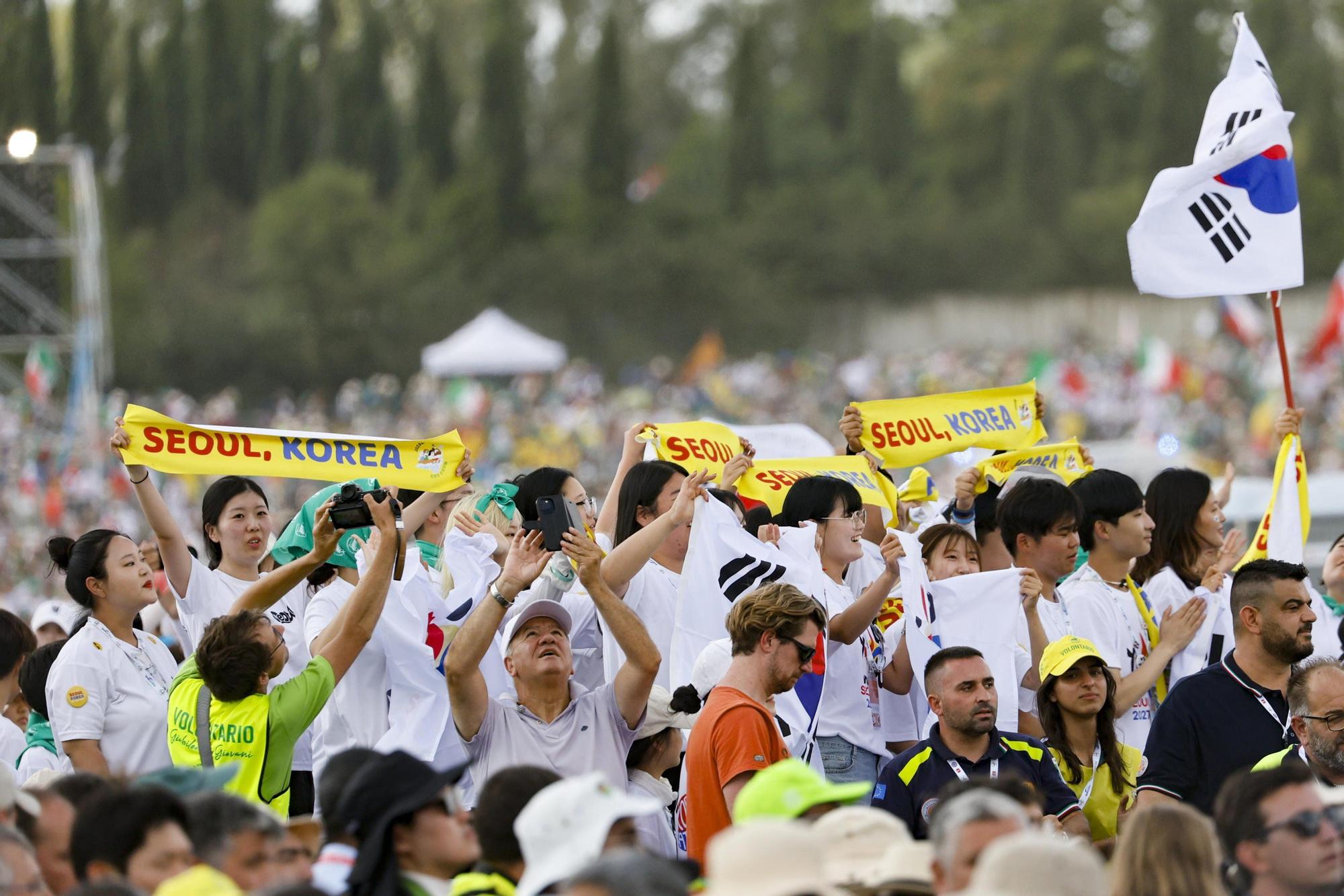 El papa León XIV despide el Jubileo de la Juventud