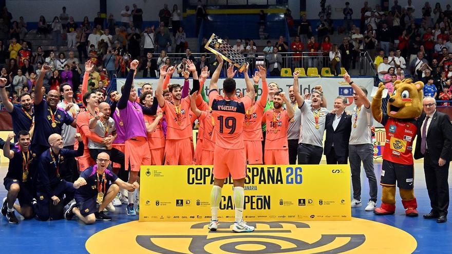 El balonmano español abre la puerta a conseguir un billete europeo con un partido