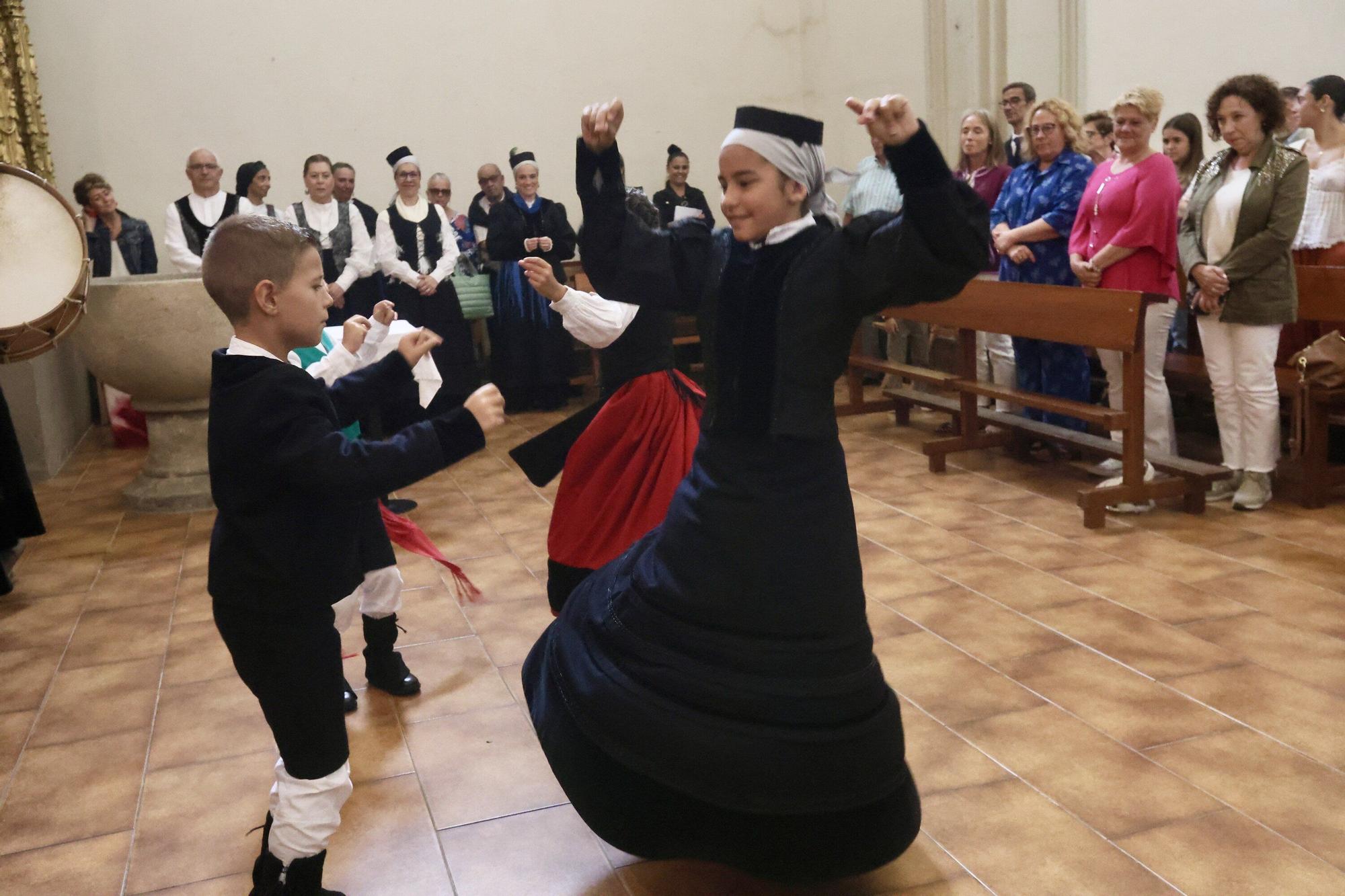 En imágenes: El Centro Gallego de Vitoria celebra Santiago