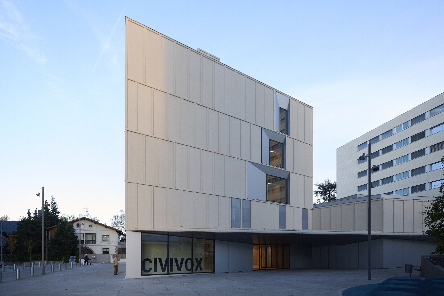 Imágenes de la inauguración del Civivox Pompelo