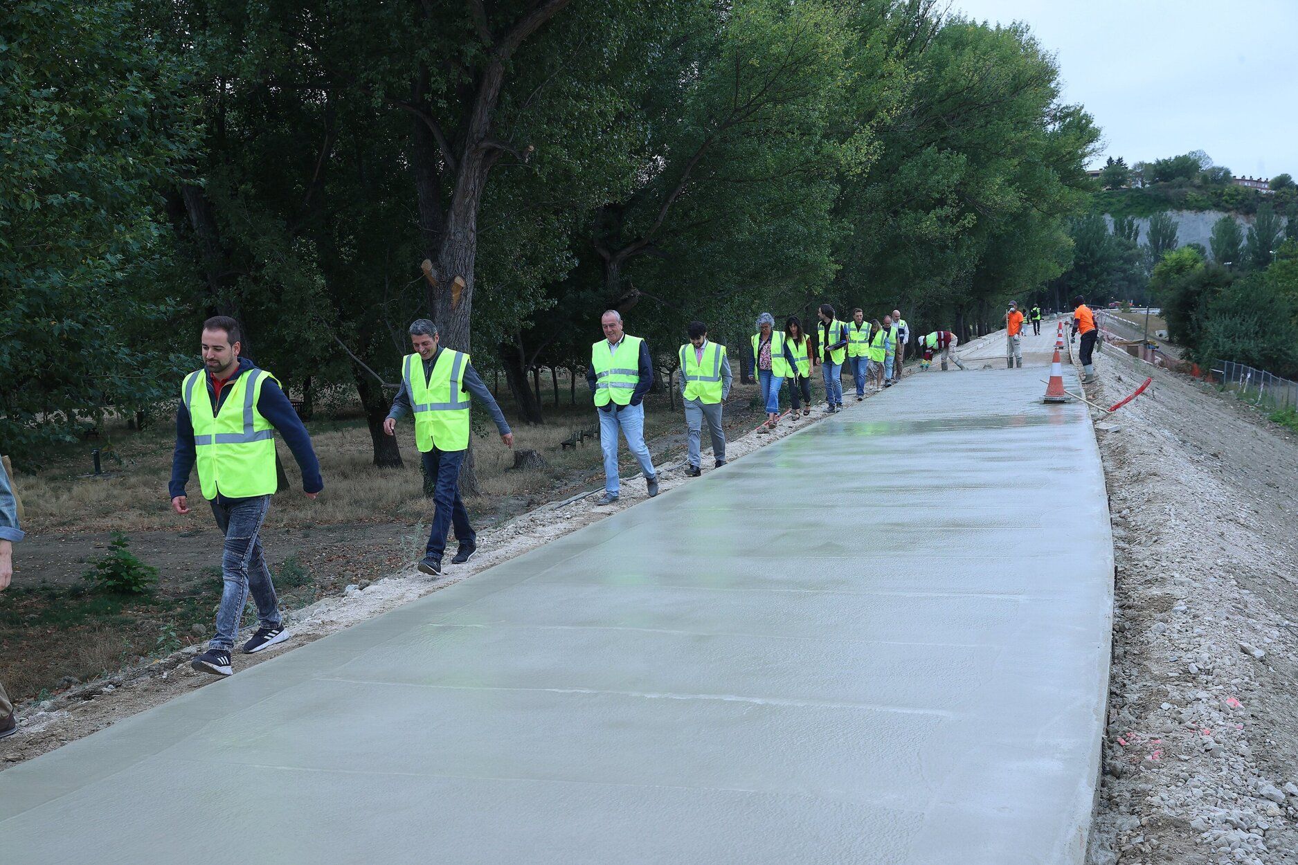Fotos de la visita a las obras del parque de la Nopalera de Burlada