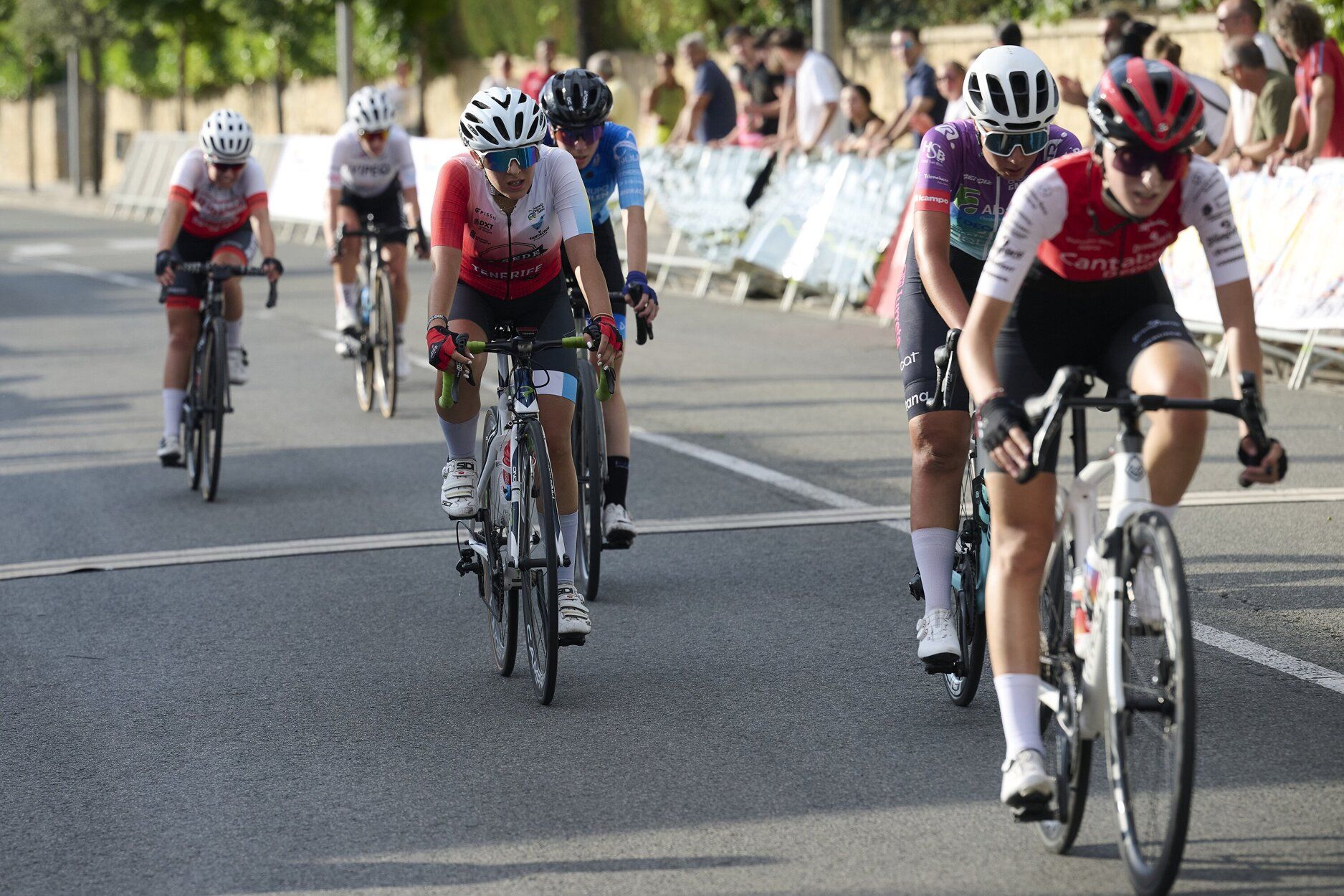 Irati Aranguren conquista la Vuelta Ciclista a Pamplona