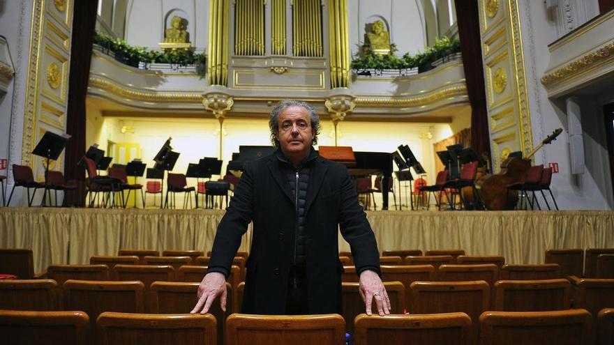 Juanjo Mena anuncia su retirada de los escenarios por el avance del Alzheimer