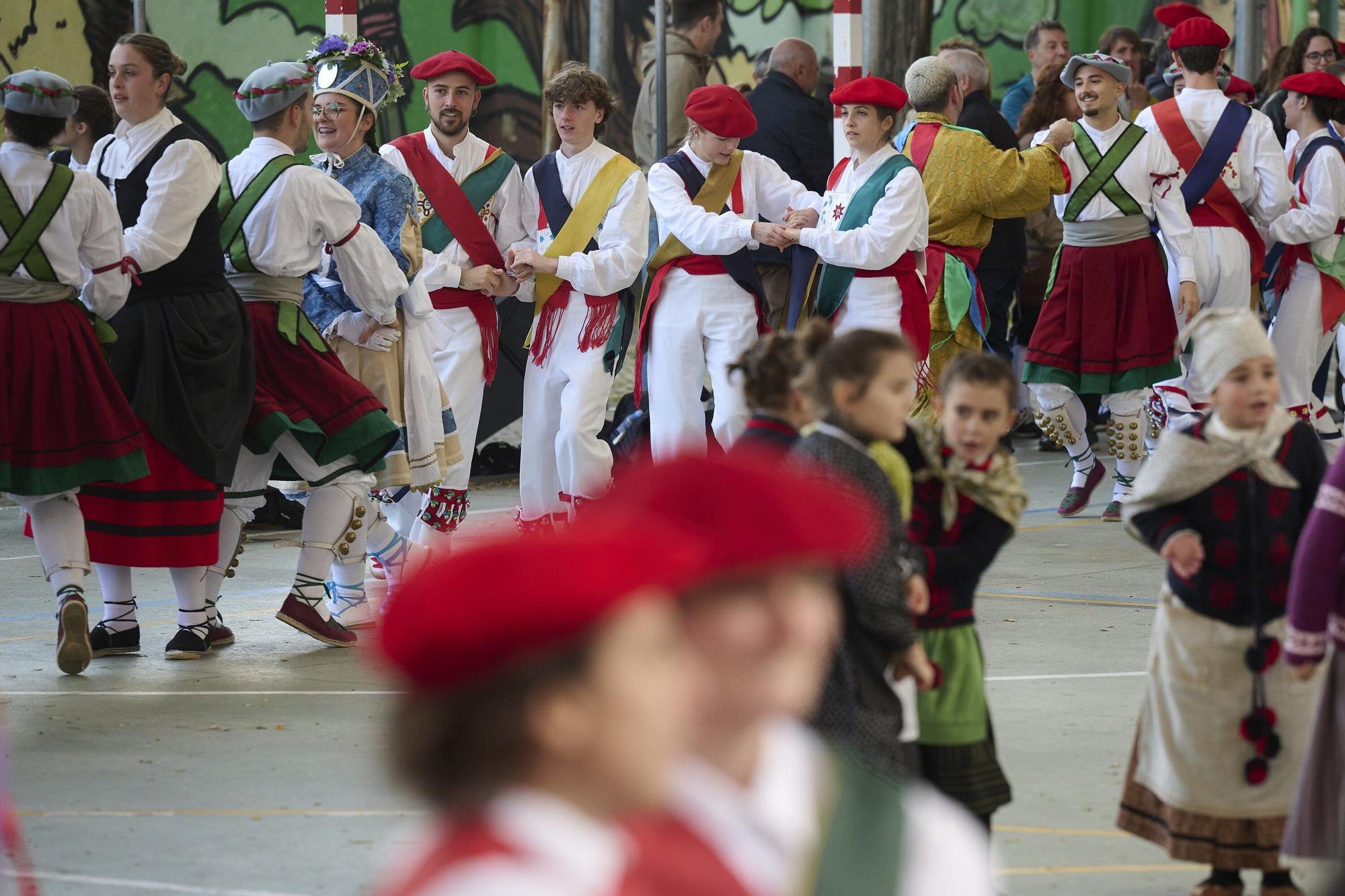 III Día del grupo de danzas Larratz