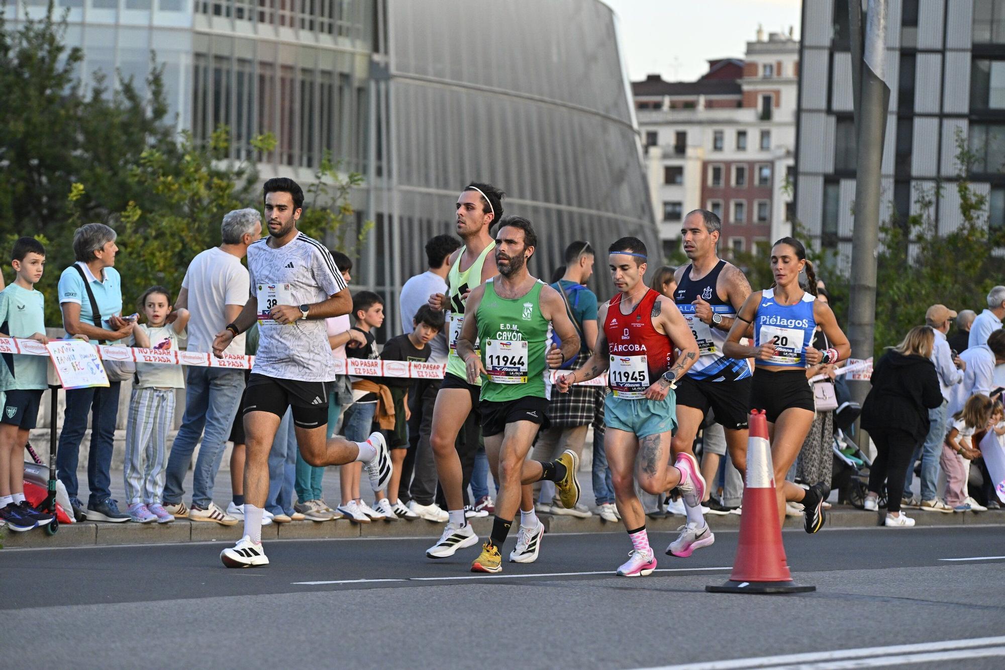 El Bilbao Night Marathon, en imágenes