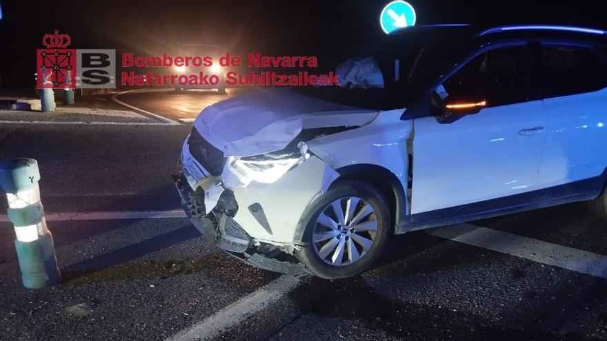 Cuatro mujeres y un niño, al hospital tras un accidente en Valtierra: una menor de 16 años, herida grave