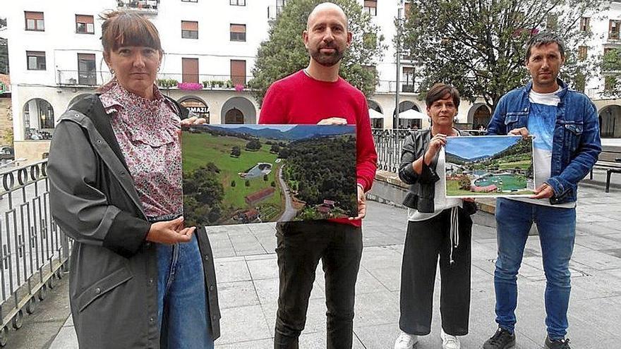 Ediles de EH Bildu muestran el fotomontaje del proyecto. Foto: A.D.