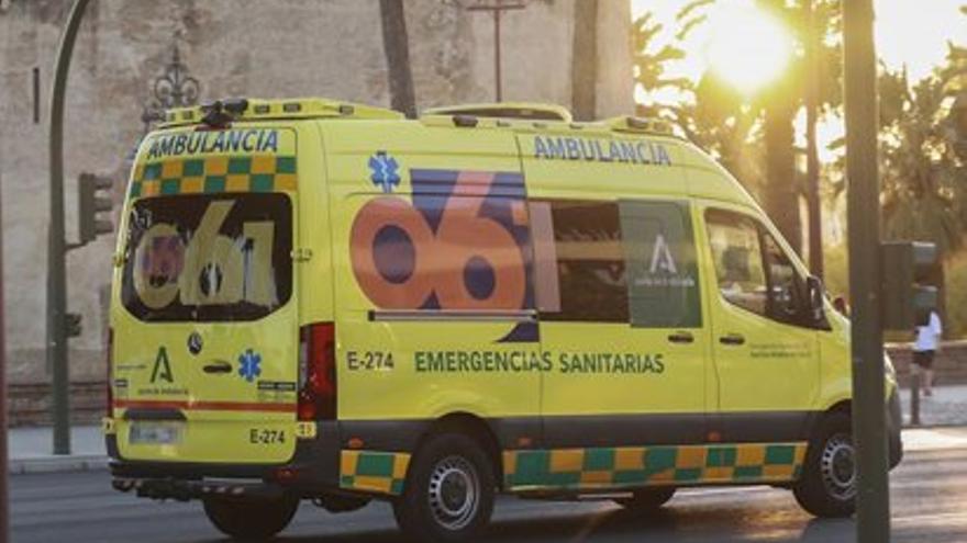 Un muerto y tres heridos por una explosión en un bar de Almería