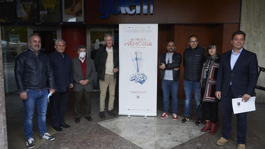 Presentación del documental cinematográfico &#039;Los Acordes de la Memoria&#039; en los cines Golem Yamaguchi.