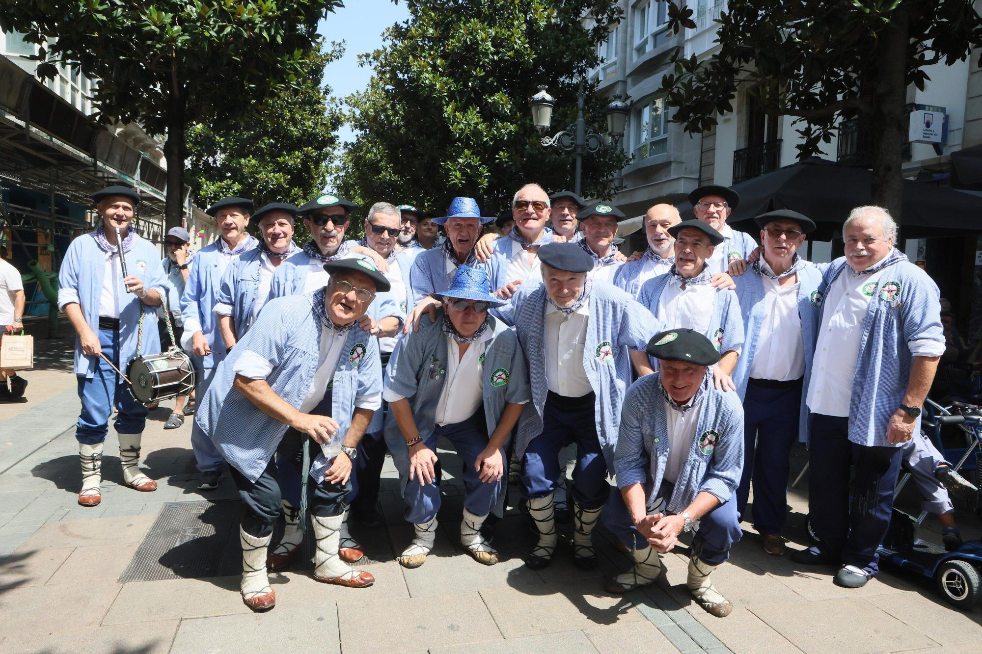 En imágenes: Blusas y neskas veteranos celebran su día grande en La Blanca