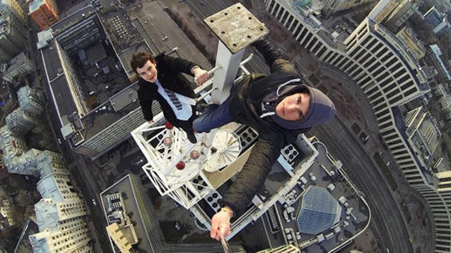 Selfis de riesgo, 379 personas han muerto desde 2008 tratando de hacerse uno
