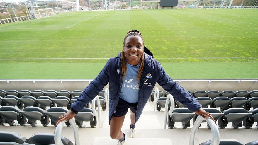 Edna Imade: &quot;He tenido problemas en la rodilla, pero ya estoy al 100%&quot;