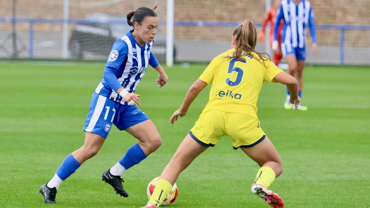 Carmen Sobrón, durante el Gloriosas-Villarreal.