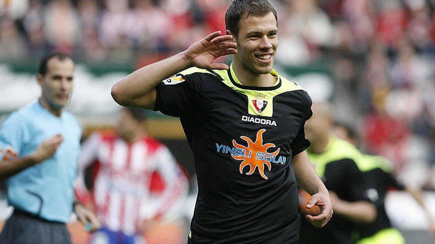 Vadocz se mostró así de feliz tras lograr el segundo gol de los rojillos.