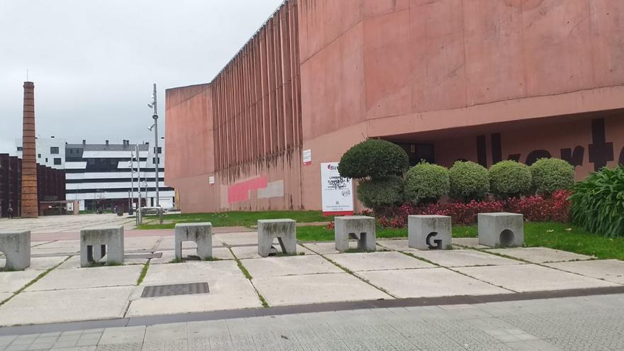 Durangaldea lanza un programa para acompañar a los mayores