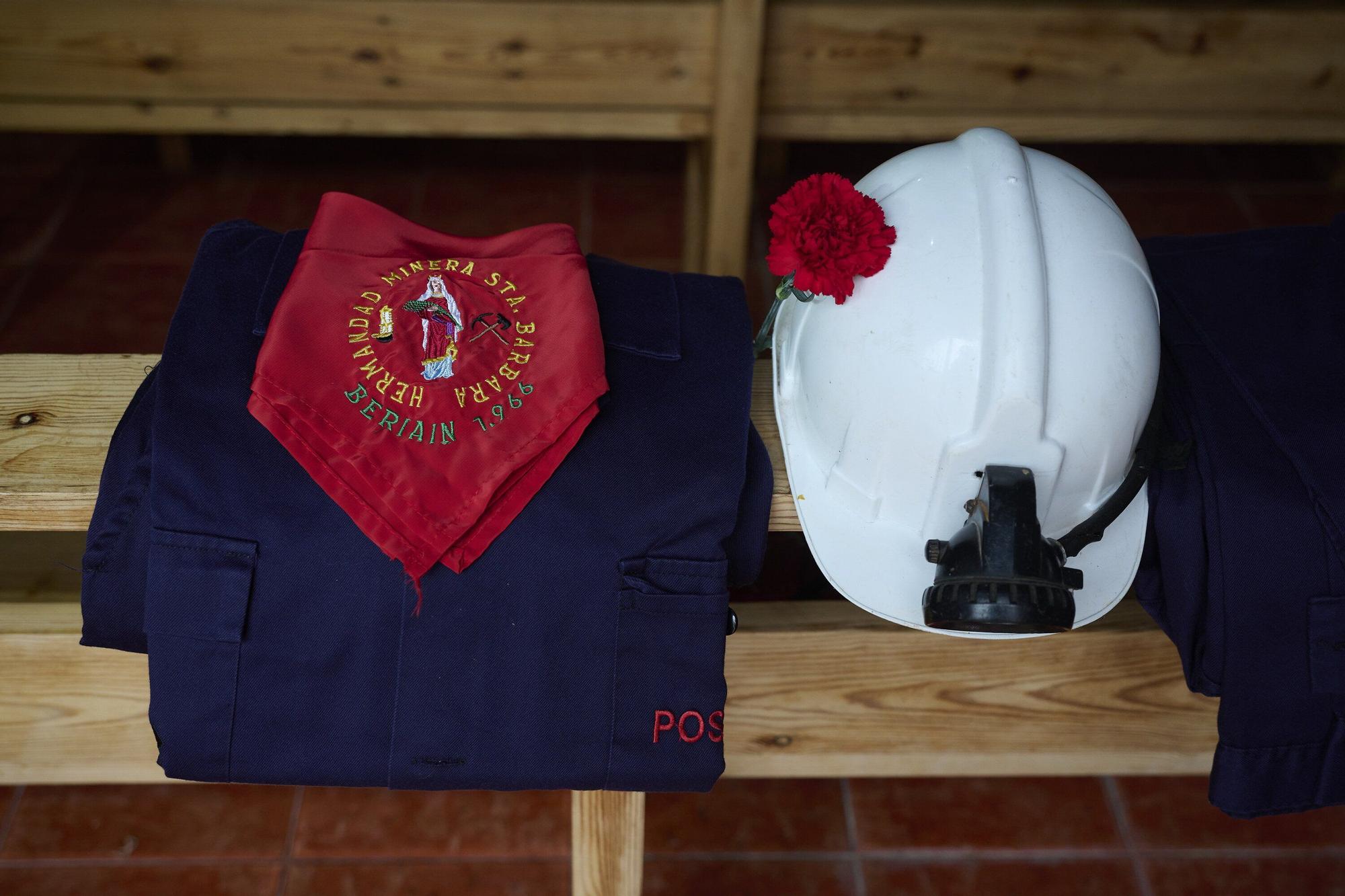 Fotos de la procesión en Beriáin de Santa Bárbara, patrona de los mineros